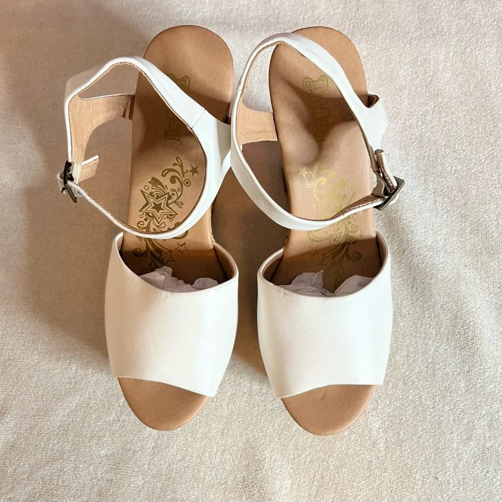 Brash wedges Shoes - Picture 3 of 6